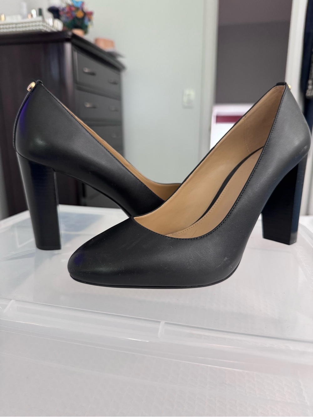 MICHAEL Michael Kors Black Round-Toe Block Heel Pumps